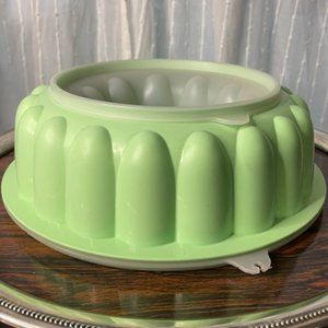 Vintage 1970's Tupperware Mint Green Jello Mold With Both Lids
